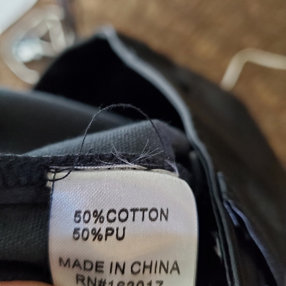 Princess Polly Macey Black Faux Leather Pants - Picture 13 of 16